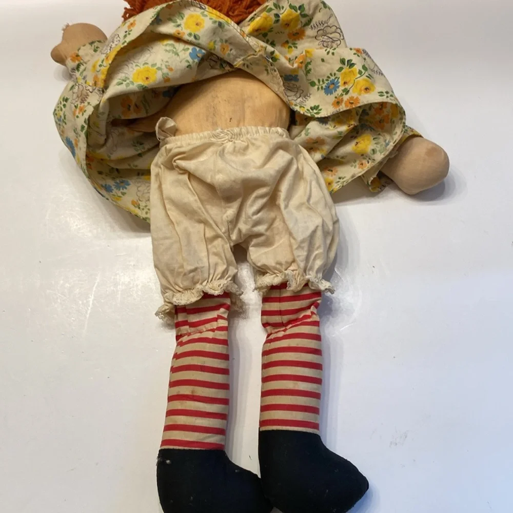 Vintage Raggedy Ann doll, approximately 20”, metal eyes - Picture 8 of 16